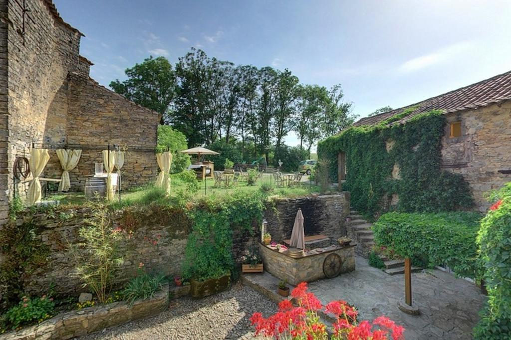 Bed & Breakfast Domaine D'alcapies 3*